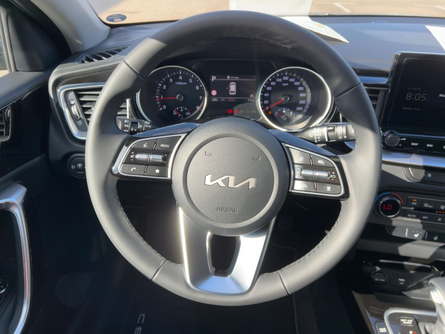 KIA Ceed SW 1.5T-GDI 48V Ultimate Edition