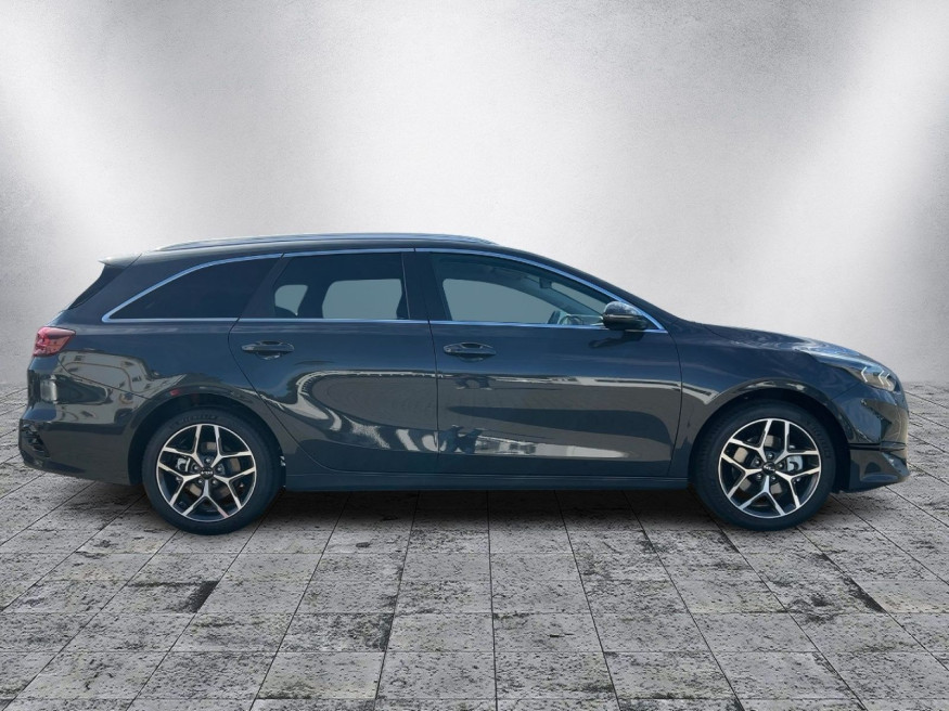 KIA Ceed SW 1.5T-GDI 48V Ultimate Edition
