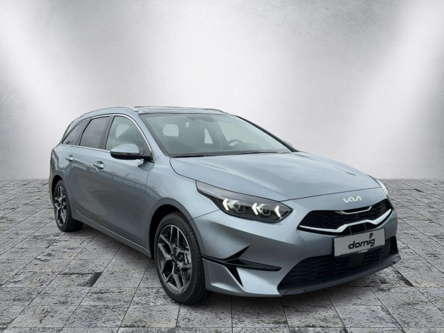 KIA Ceed SW 1.5 T-GDI DCT Platinum