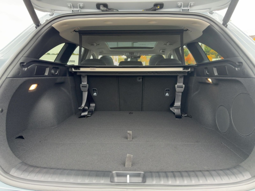 KIA Ceed SW 1.5 T-GDI DCT Platinum