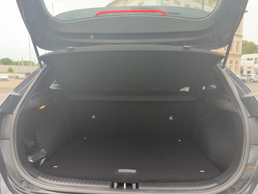 KIA Ceed 1.5 T-GDI Vision DCT7