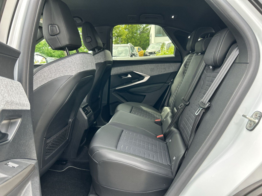 PEUGEOT 3008 Hybrid GT 145 e-DSC6