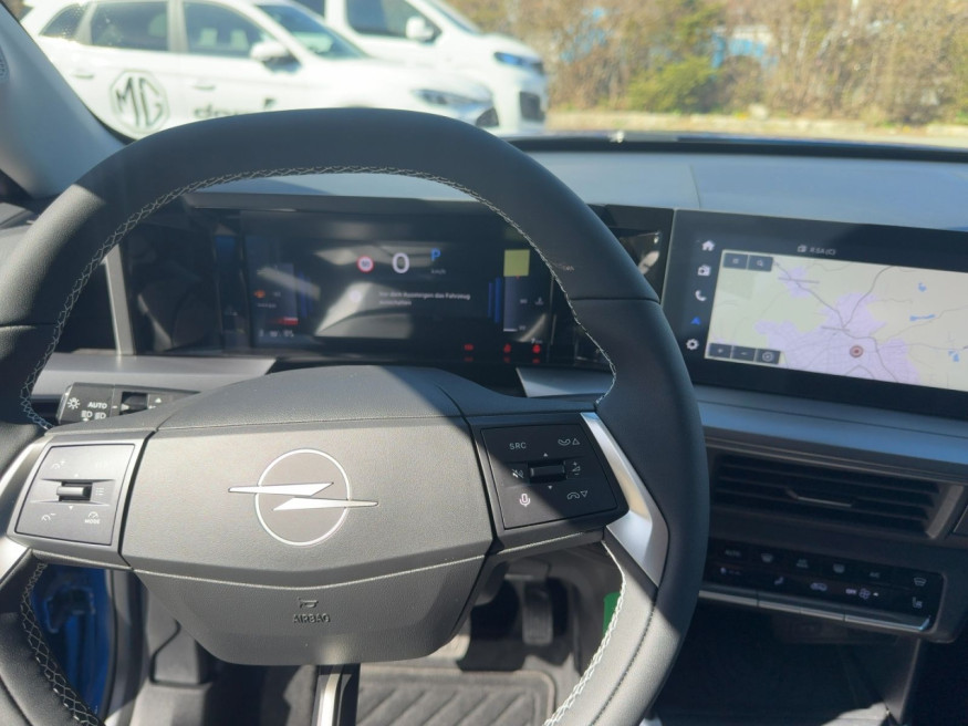 OPEL Frontera GS 1.2 Hybrid Automatic