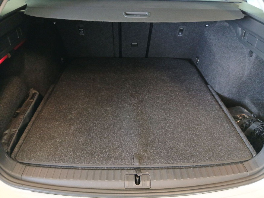 SKODA Octavia Selection 1.5 TSI mHEV