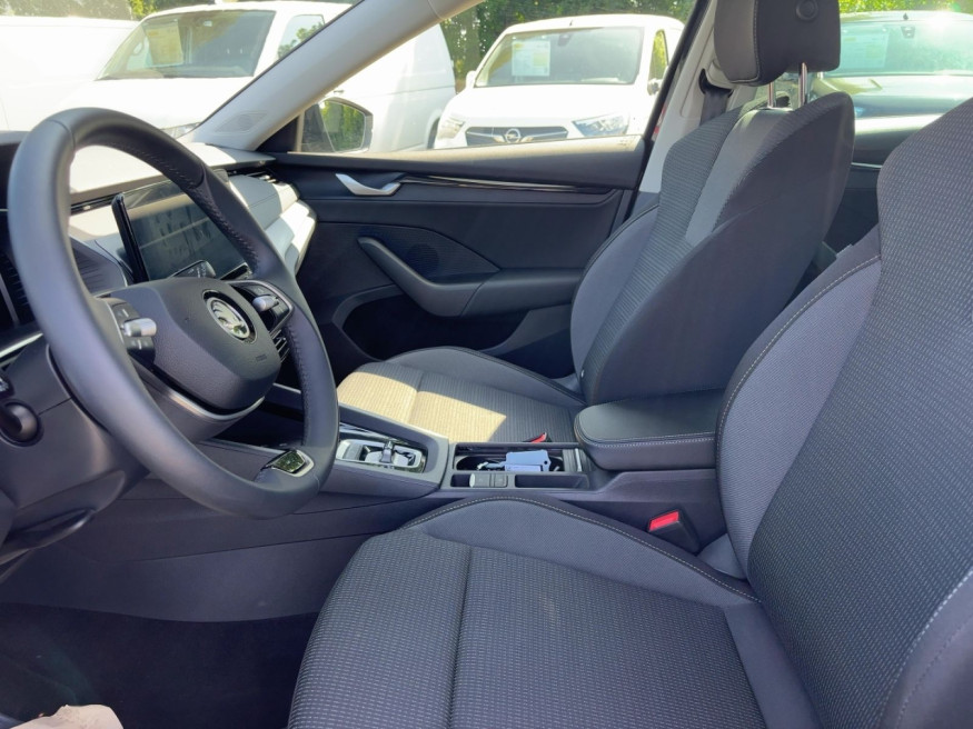 SKODA Octavia Combi DSG,LED,Kam,SHZ