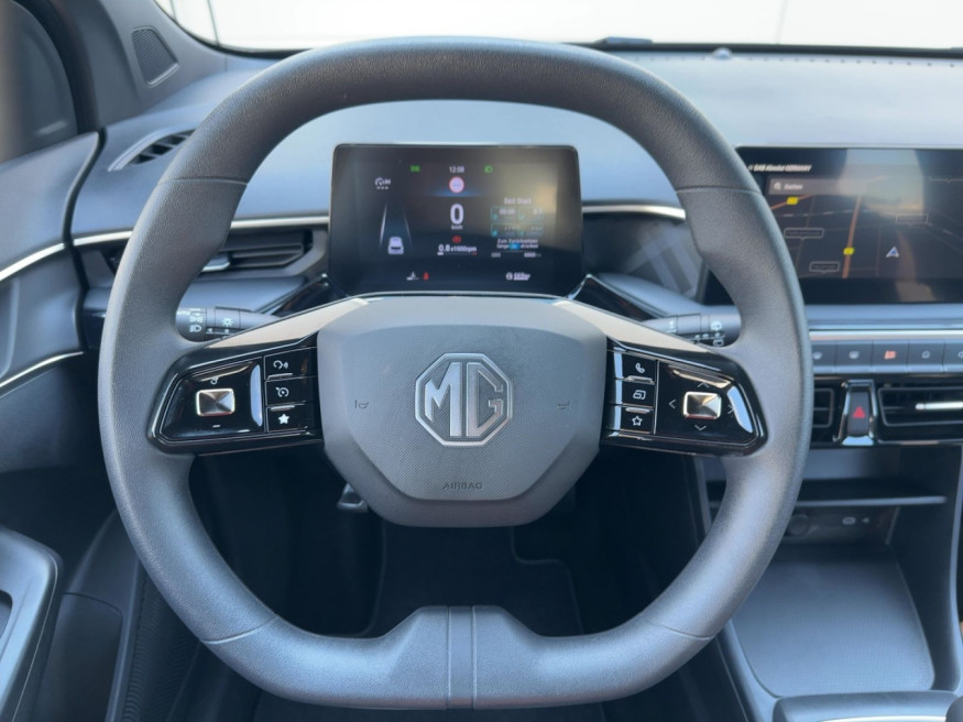 MG 3 1.5 5MT Comfort MY24
