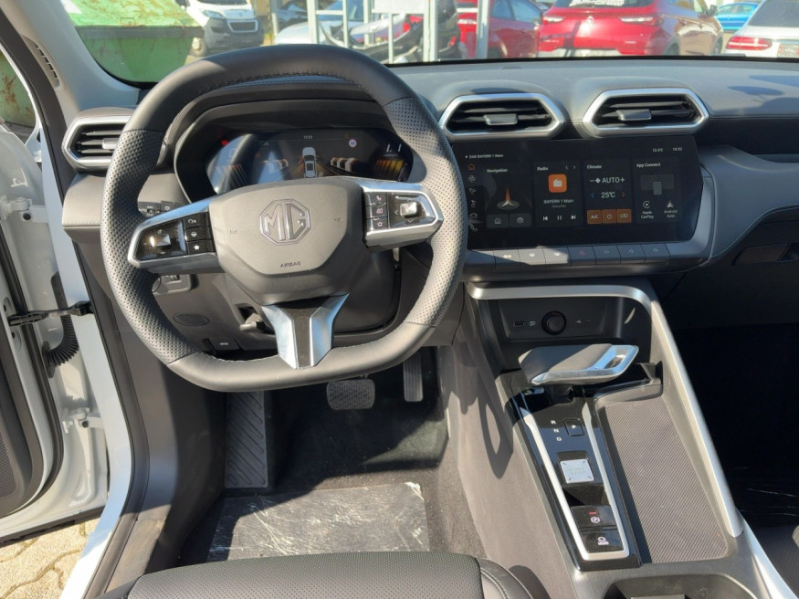 MG ZS Hybrid Luxury MY24