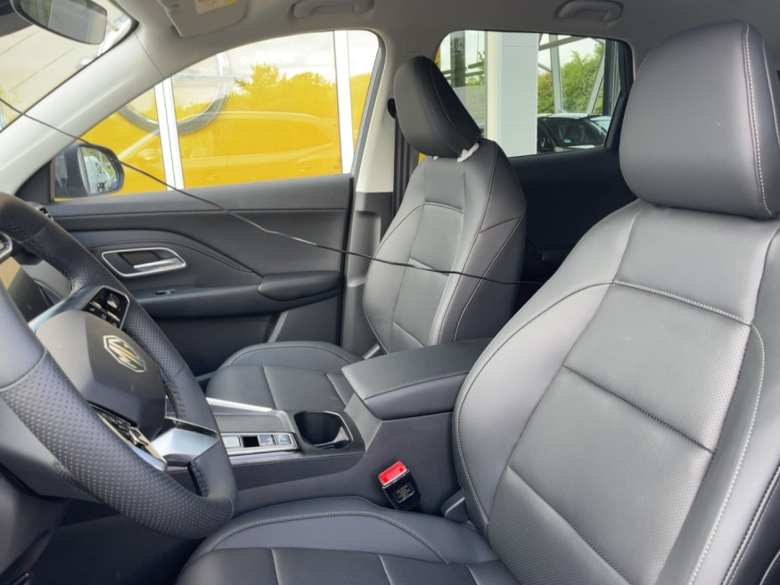 MG ZS Hybrid + Luxury MY25
