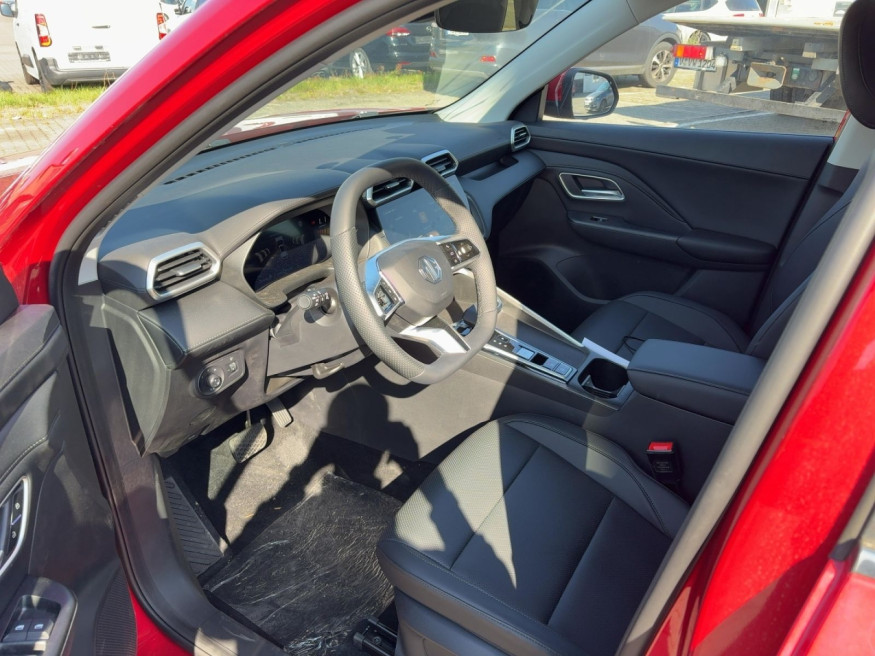 MG ZS Hybrid + Luxury MY25 145 kW