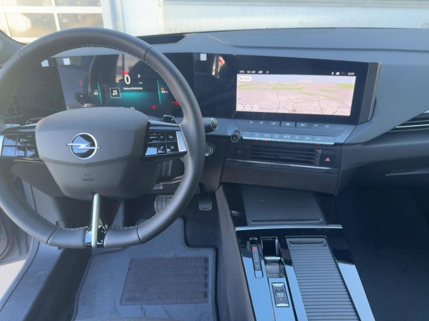 OPEL Astra ST, GS, 18 Räder, Tech-Paket