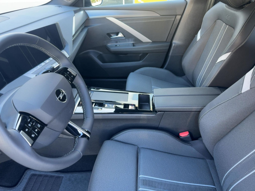 OPEL Astra ST, GS, 18 Räder, Tech-Paket