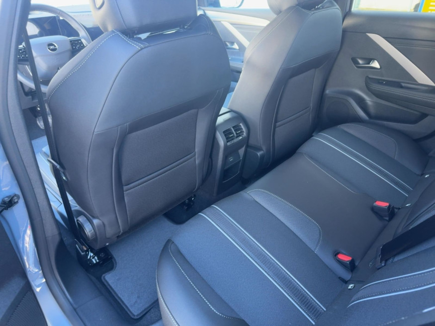 OPEL Astra ST, GS, 18 Räder, Tech-Paket