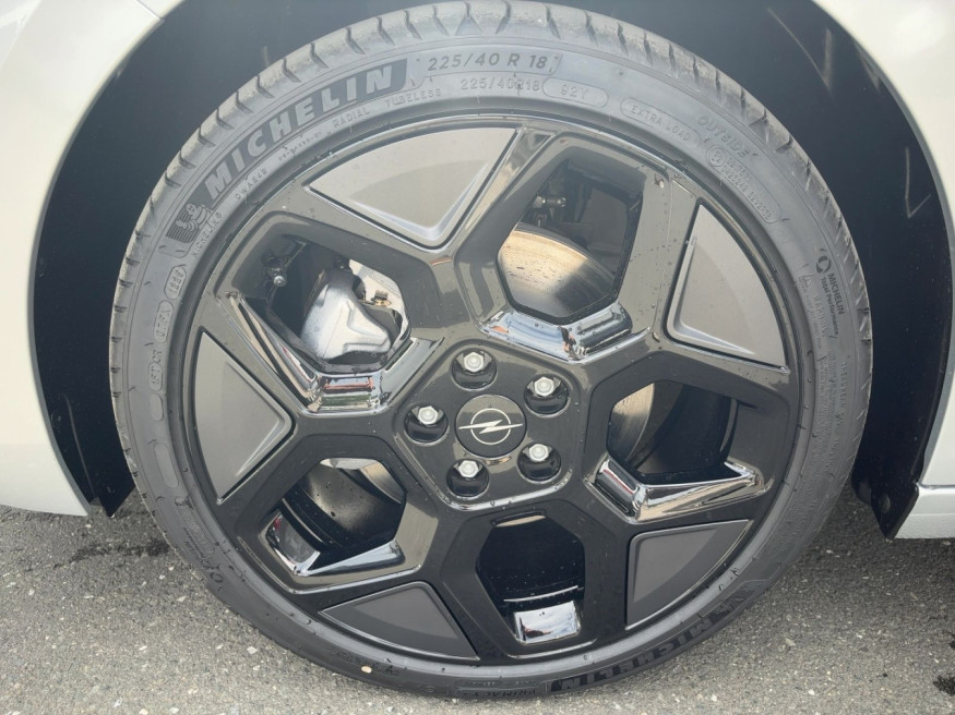 OPEL Astra ST Ultimate Hybrid 107kW