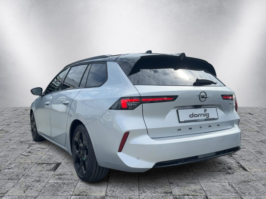 OPEL Astra ST Ultimate Hybrid 107kW