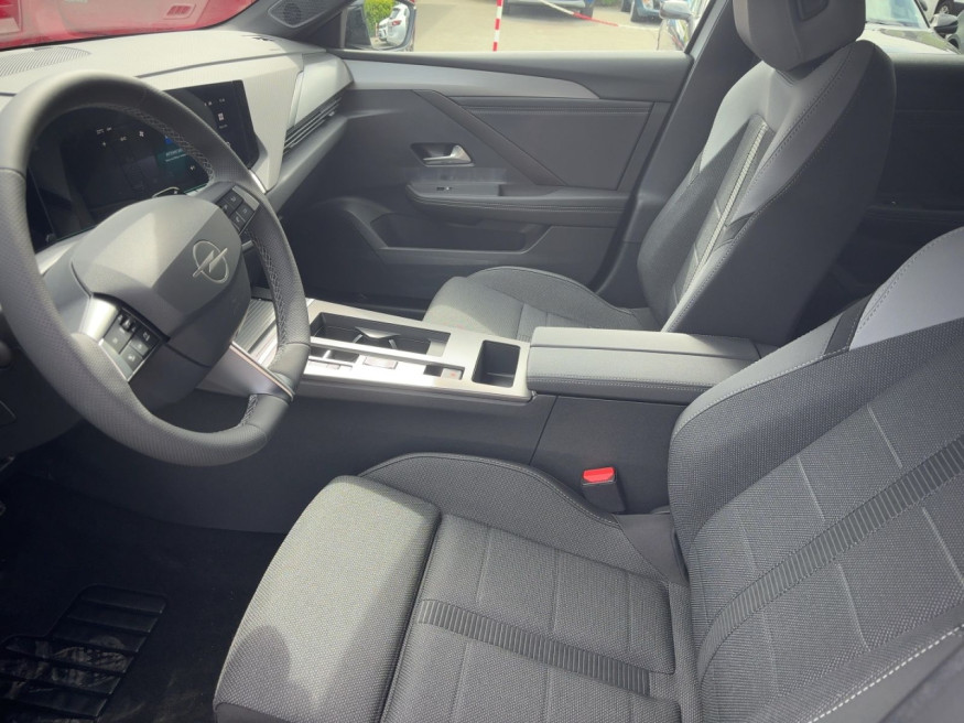 OPEL Astra ST Ultimate Hybrid 107kW