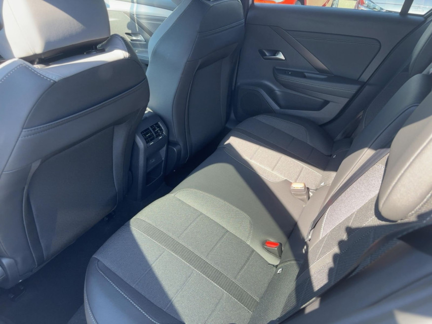 OPEL Astra GS Hybrid eDCT