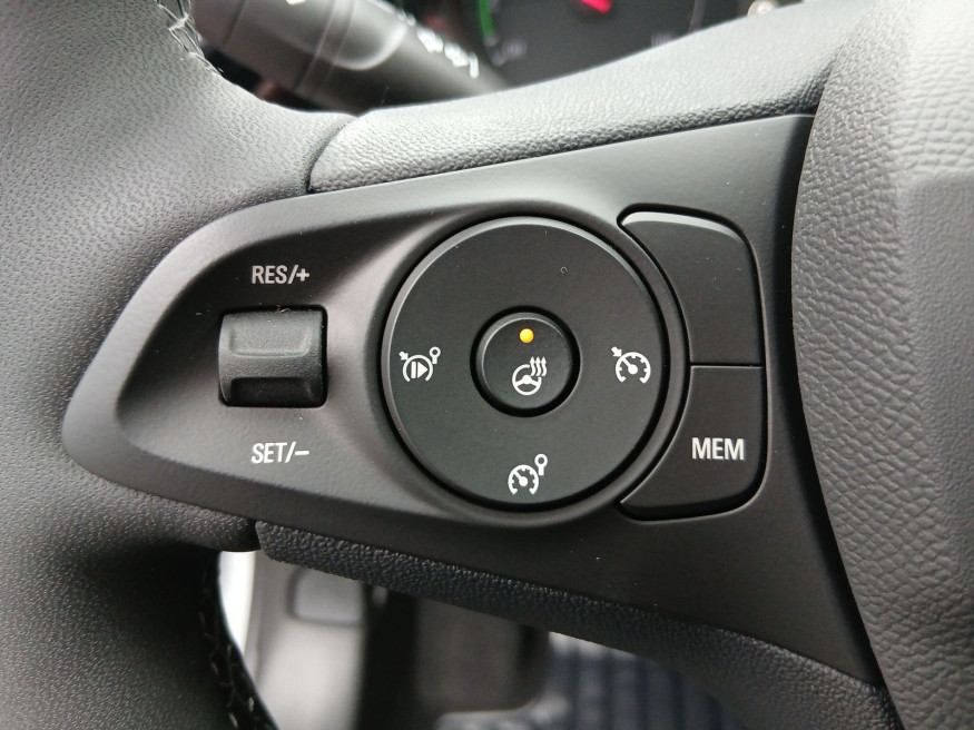 OPEL Corsa Edition Hybrid *NP*