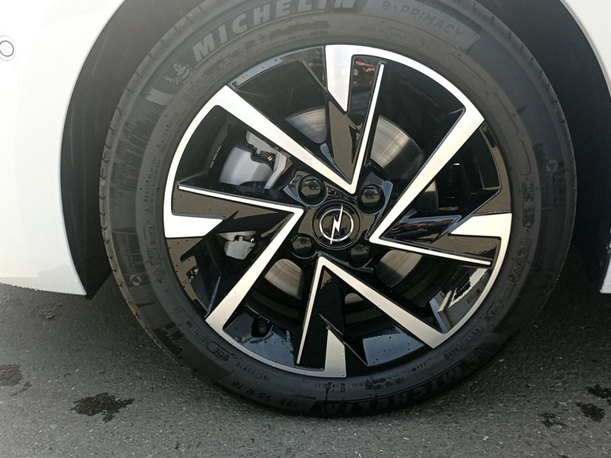 OPEL Corsa 1.2 GS