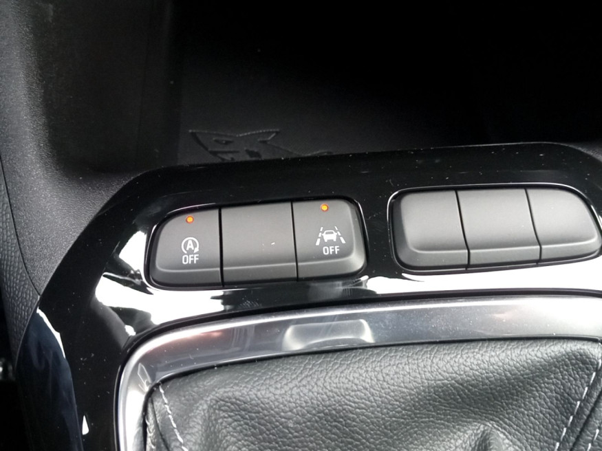 OPEL Corsa YES