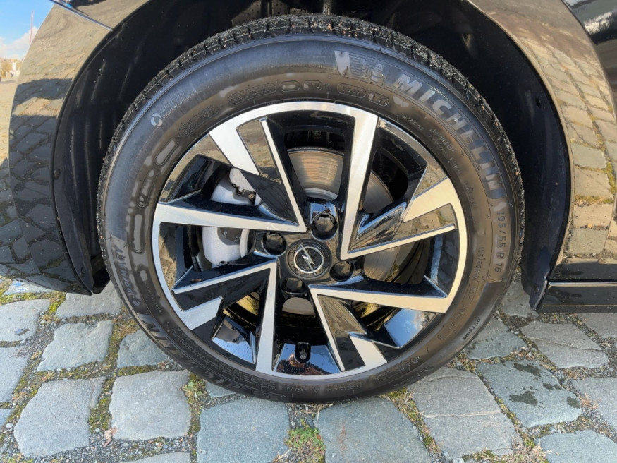 OPEL Corsa GS 1.2 Turbo