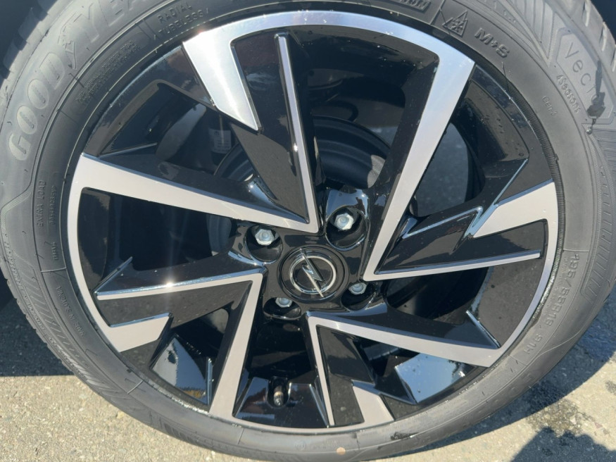OPEL Corsa GS 1.2 Direct Injection Turbo