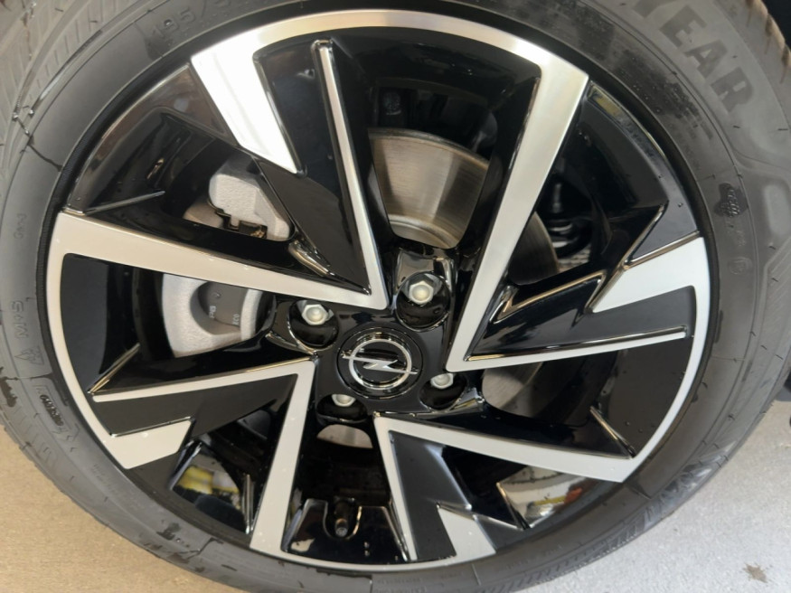 OPEL Corsa GS Hybrid