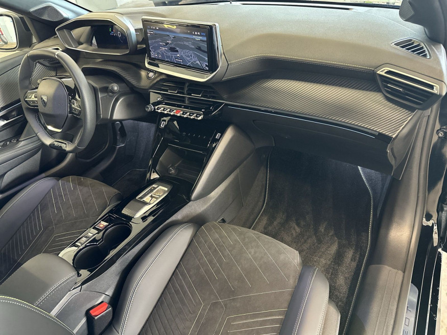 PEUGEOT 208 GT Hybrid