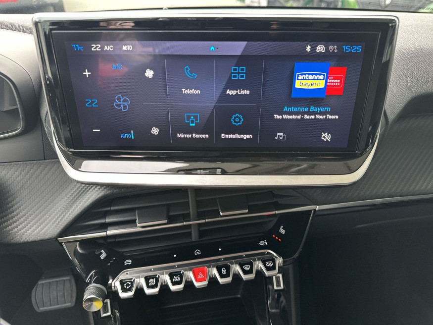 PEUGEOT 208 Allure Hybrid