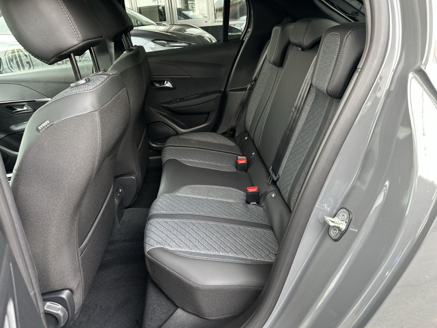 PEUGEOT 208 Allure Hybrid