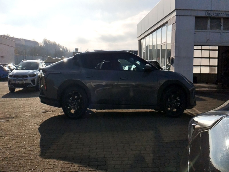 KIA EV4 Fastback 81.4 kWh FWD Earth