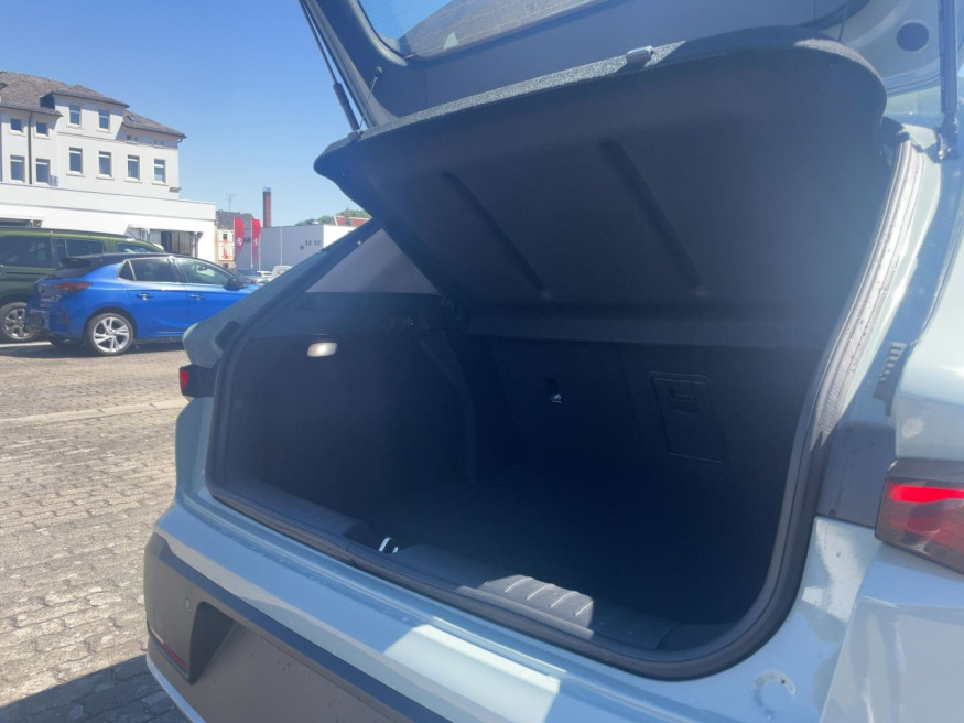 KIA K4 1.0 T-GDi Vision MT6