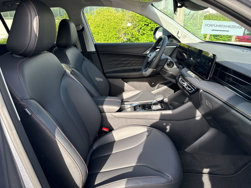 MG HS HEV Luxury MY25.5 *FP*