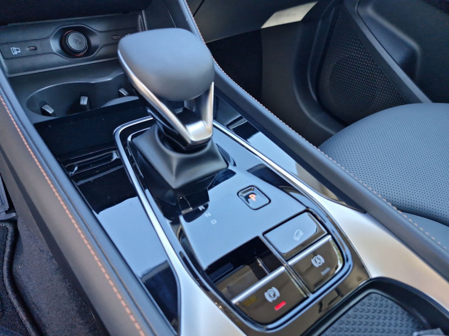 MG HS HEV Luxury MY25.5