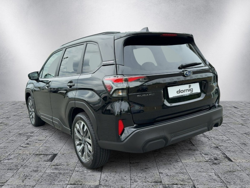 SUBARU Forester Platinum
