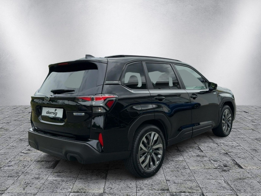 SUBARU Forester Platinum