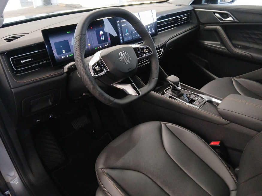 MG HS HEV Luxury MY 25.5
