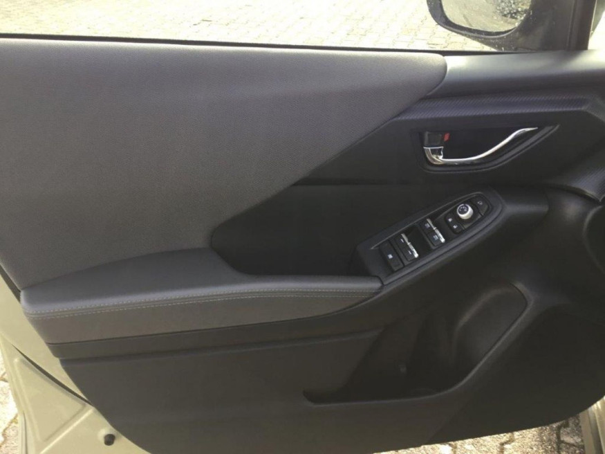 SUBARU Crosstrek 2.0ie e-Boxer Comfort