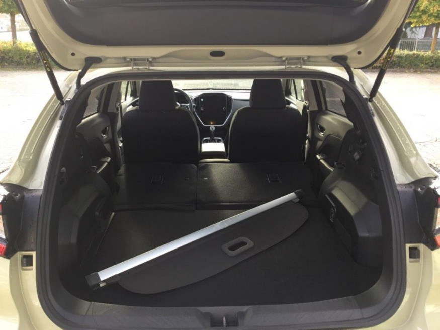 SUBARU Crosstrek 2.0ie e-Boxer Comfort