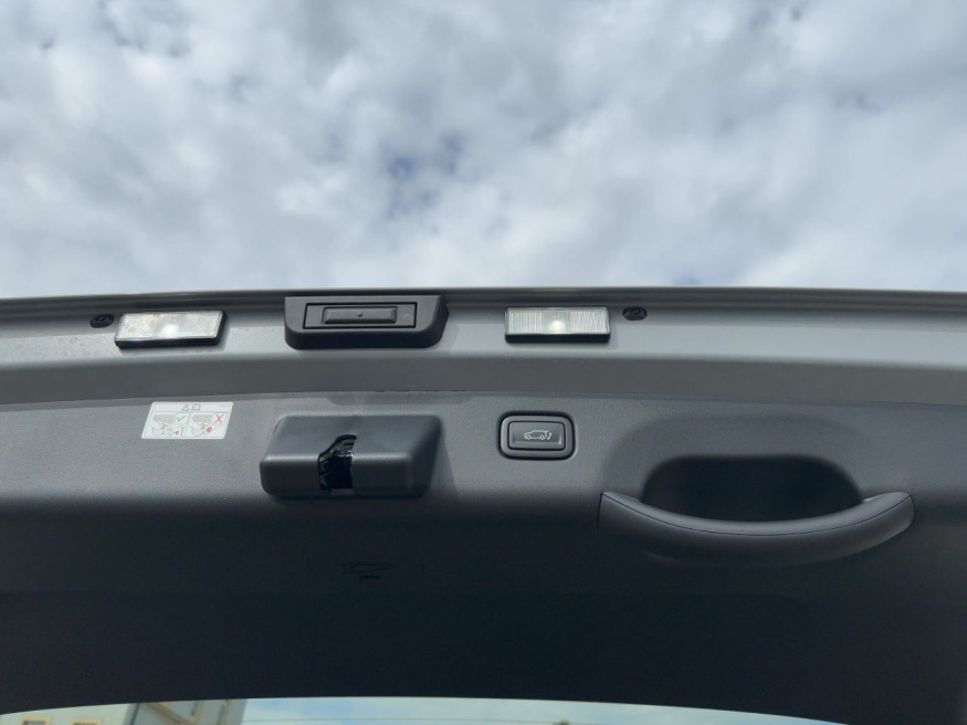 KIA EV4 81,4 kWh Earth FWD