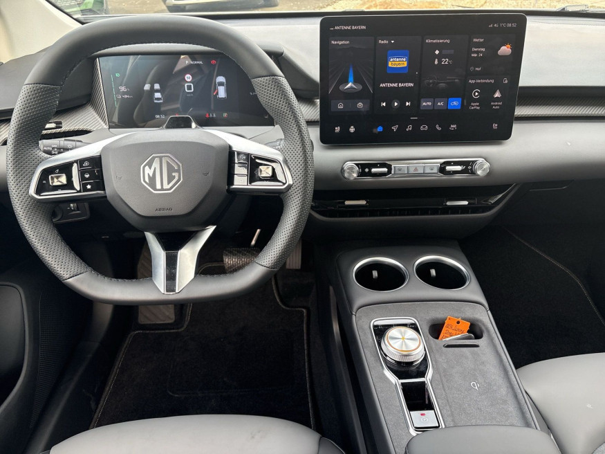 MG 4 EV 64kWh Premium