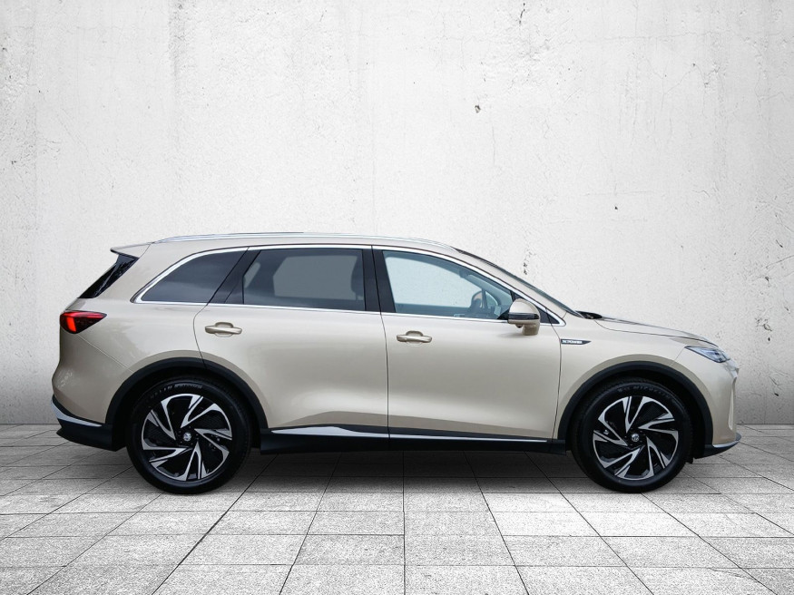 MG S6 EV Luxury AWD