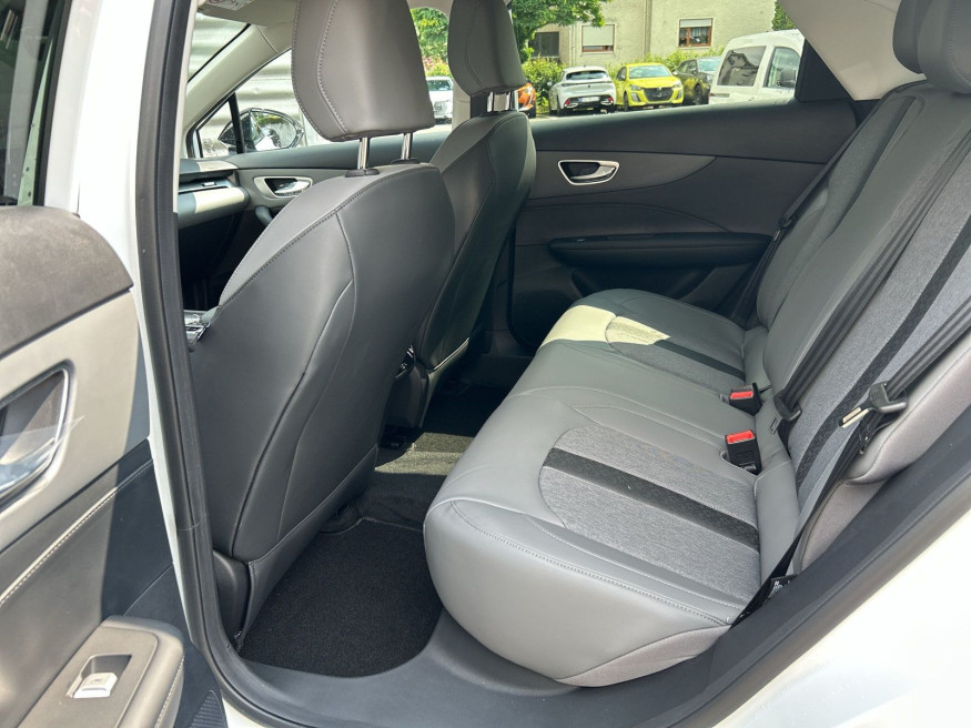 MG 4 EV 64kWh Premium