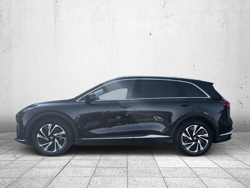 MG S6 EV Luxury