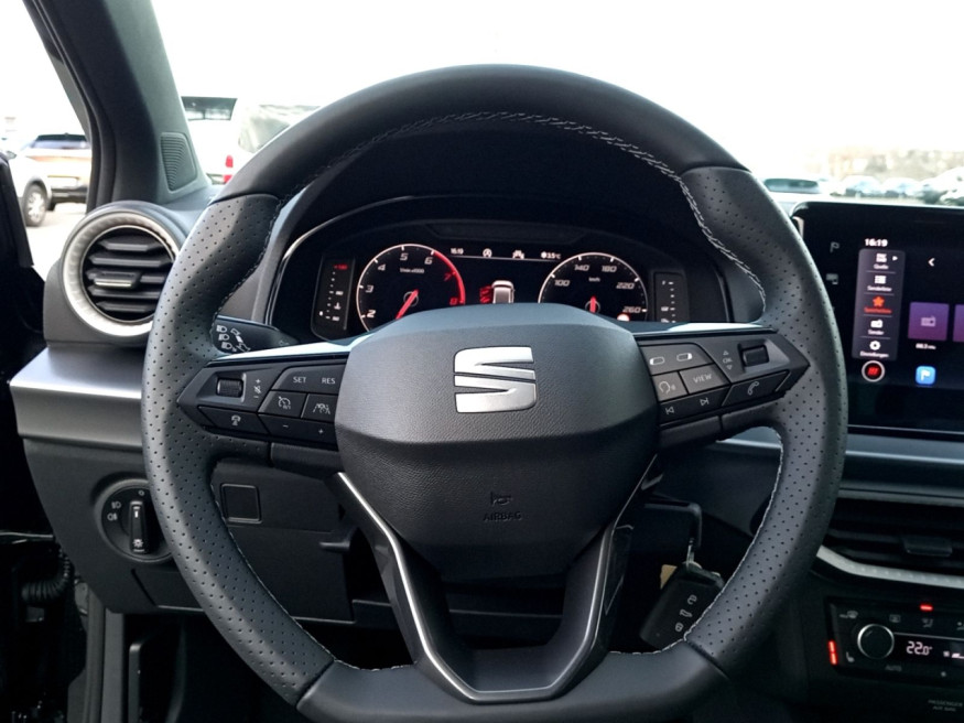 SEAT Ibiza FR, Black Edition, Kamera, SHZ