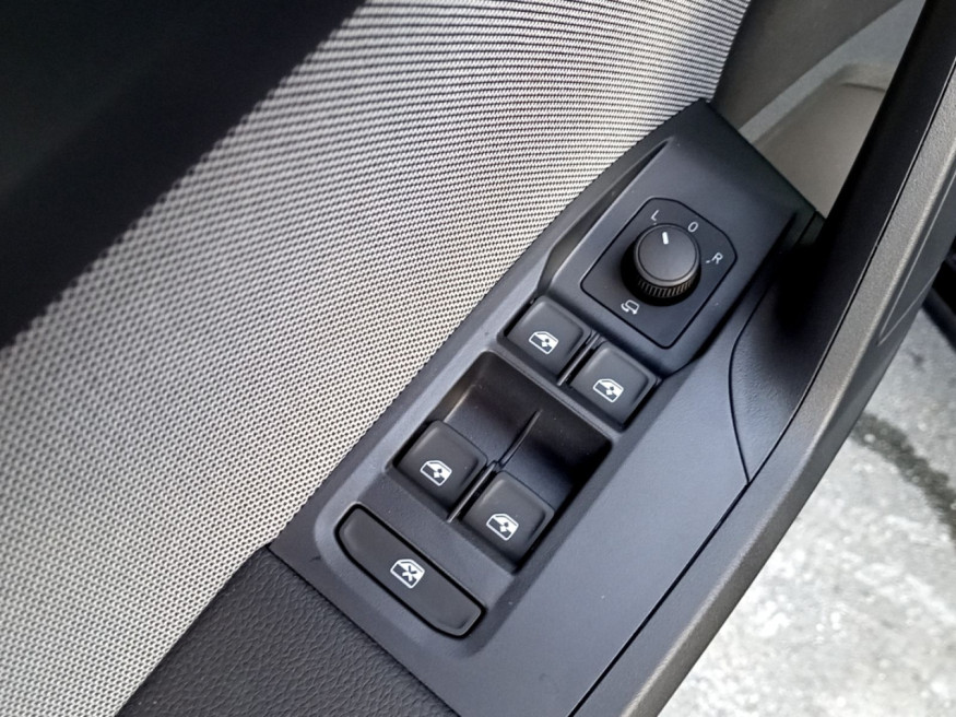 SEAT Ibiza FR, Black Edition, Kamera, SHZ