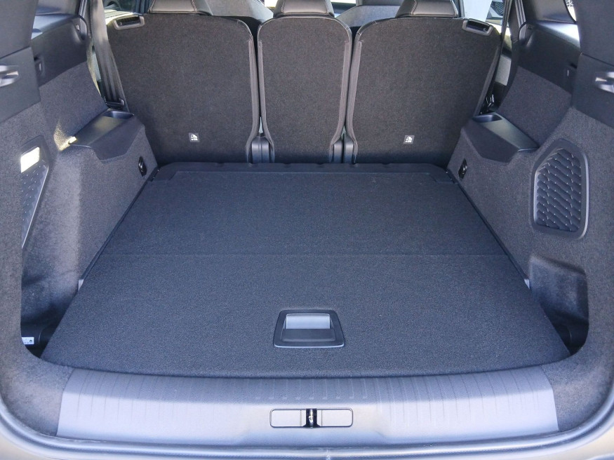 PEUGEOT 5008 Allure Business