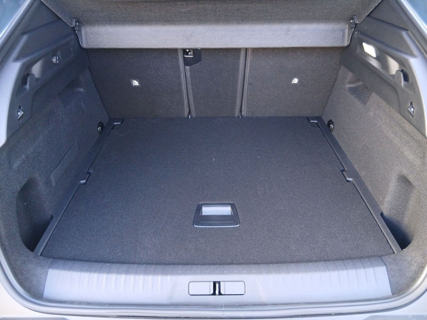 PEUGEOT 3008 Allure Business