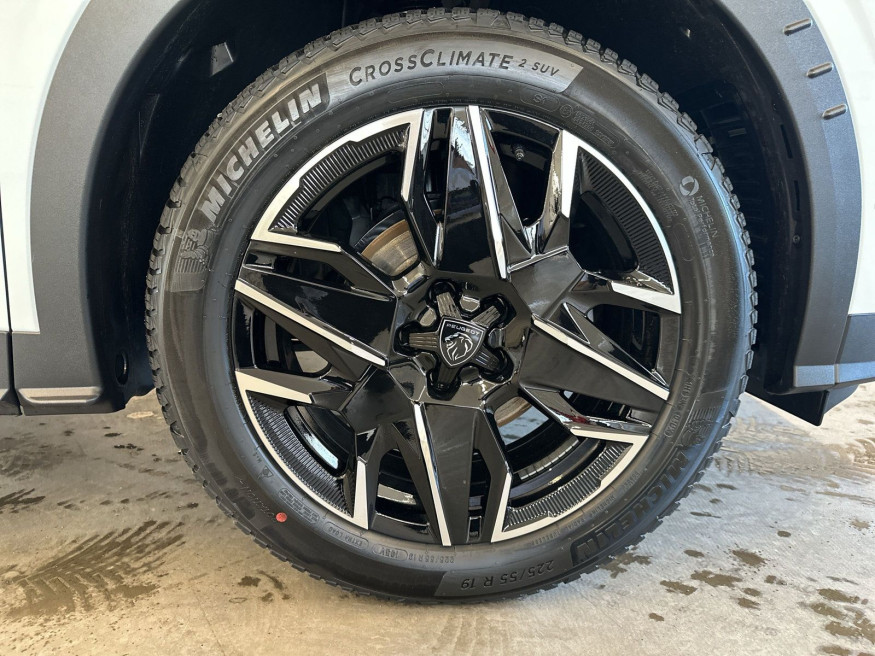 PEUGEOT 3008 Allure Business