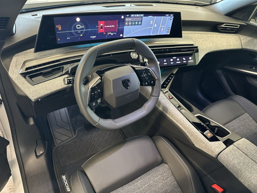 PEUGEOT 3008 Allure Business