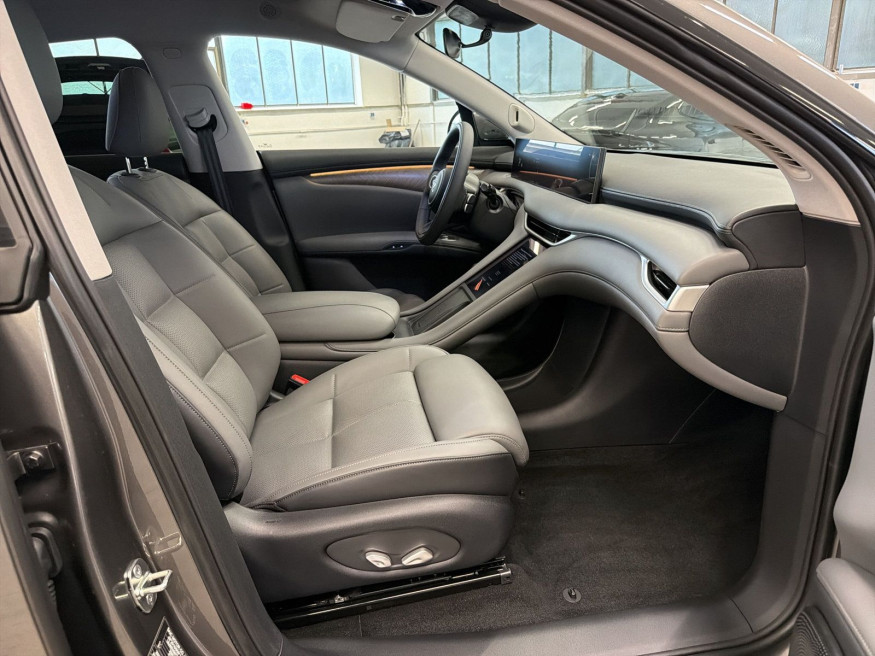 MG IM6 EV 100kWh Premium AWD